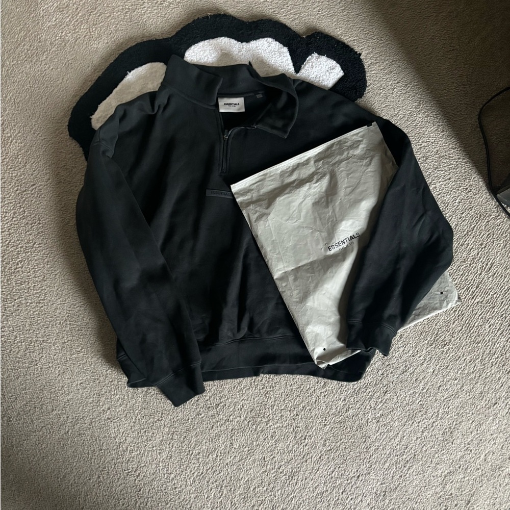 FOG ESSENTIALS HALF ZIP SS21